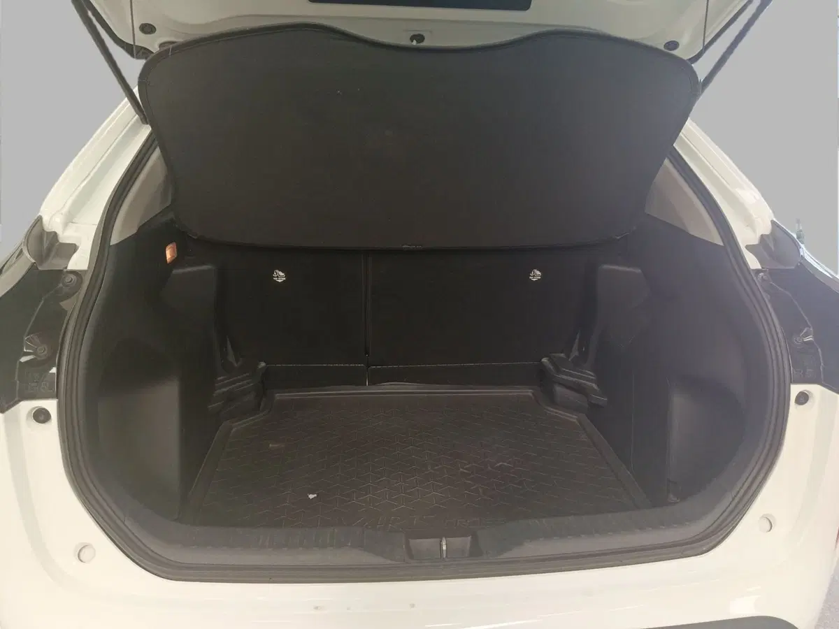 Toyota Yaris Cross usata a Monza e Brianza (15)