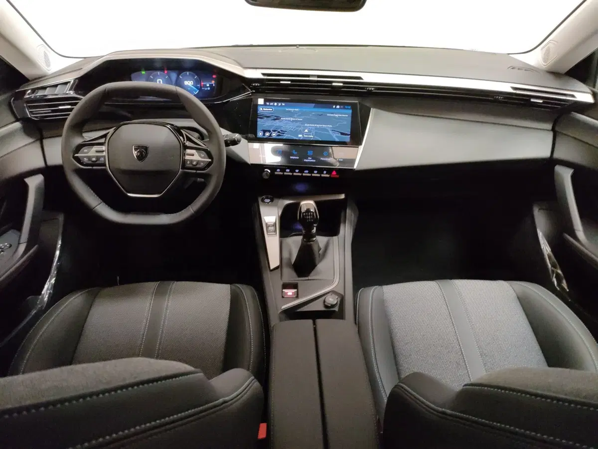 Peugeot 308 SW nuova a Ascoli Piceno (16)
