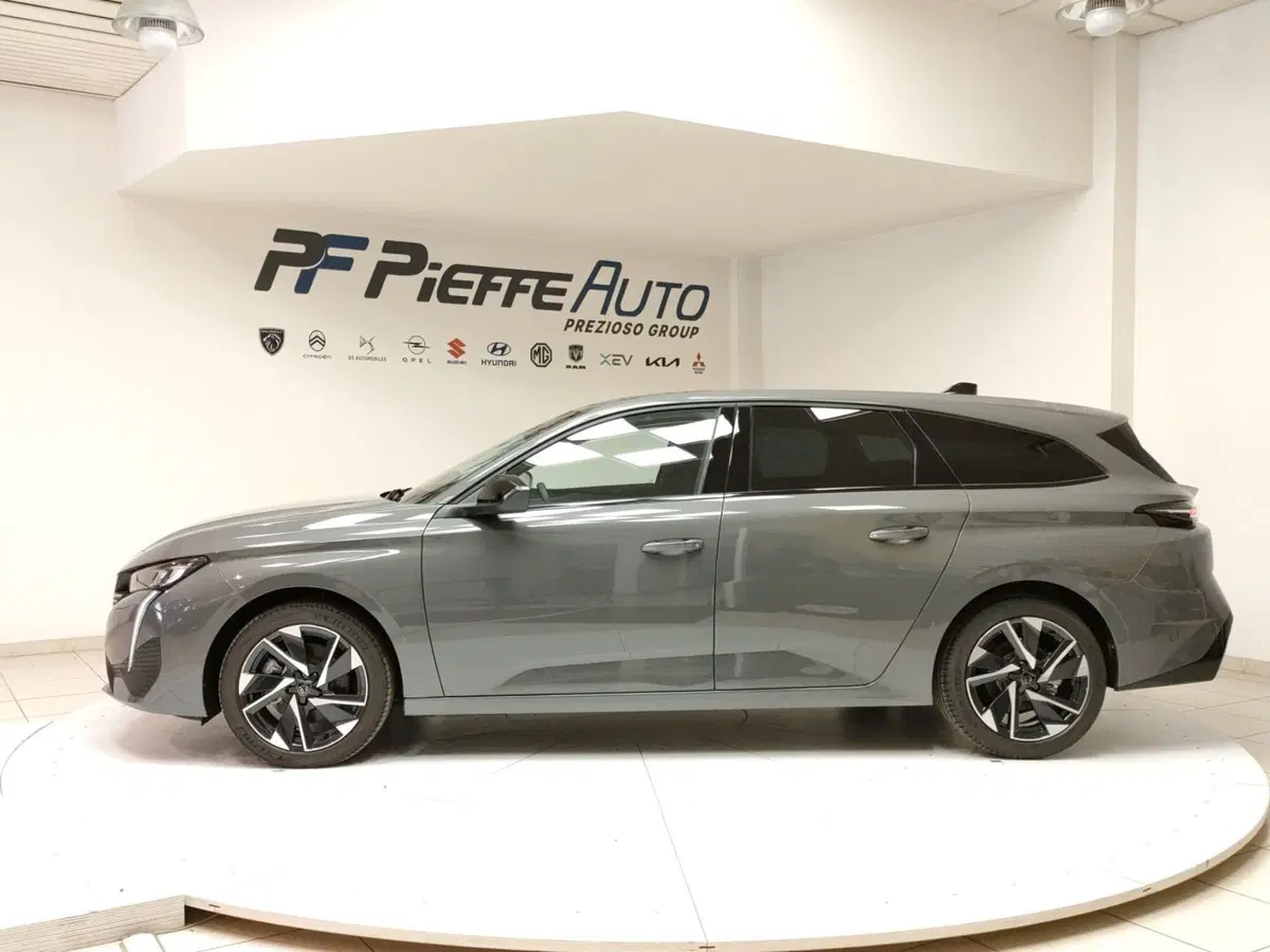 Peugeot 308 SW nuova a Ascoli Piceno (2)