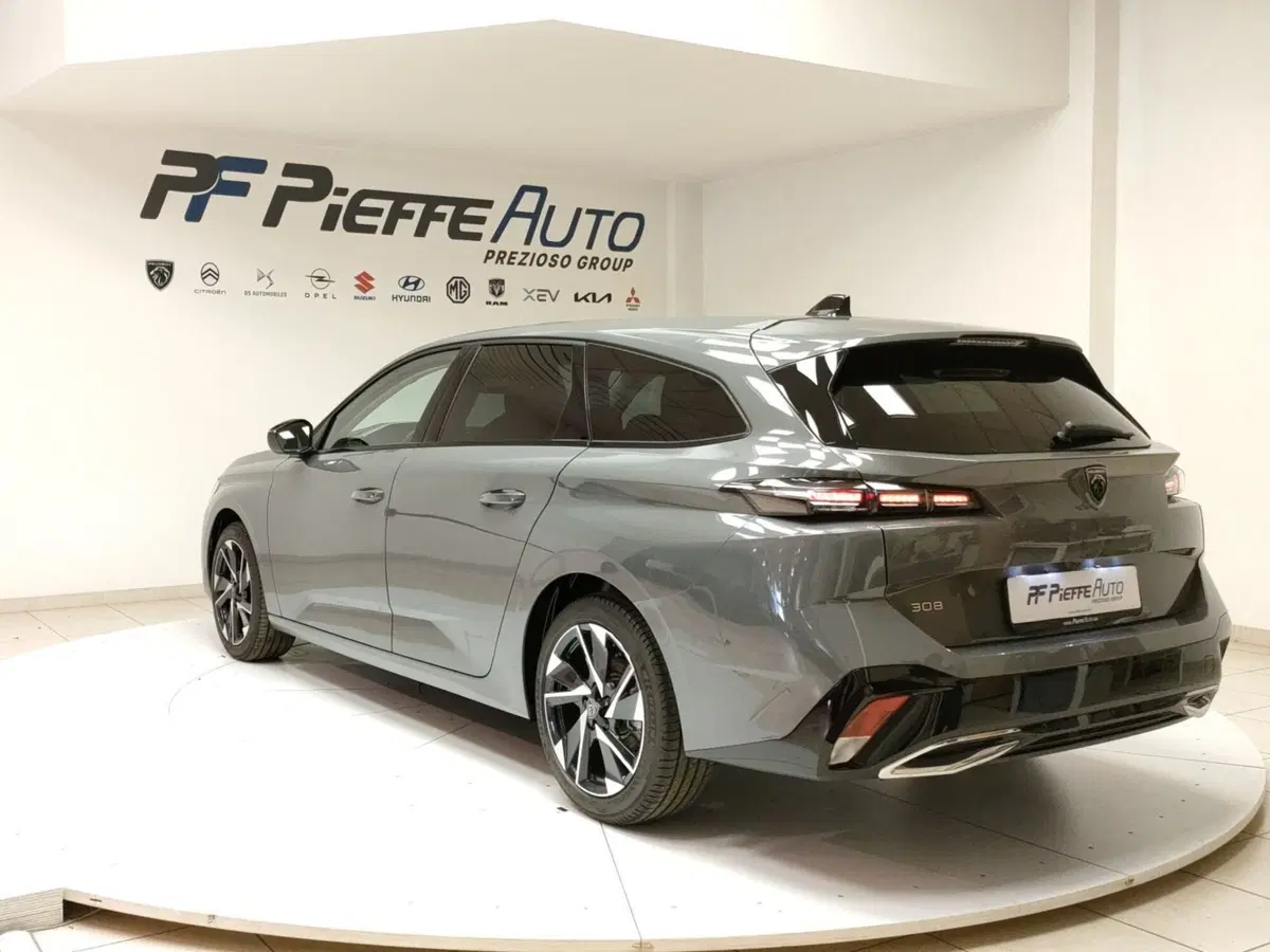 Peugeot 308 SW nuova a Ascoli Piceno (3)