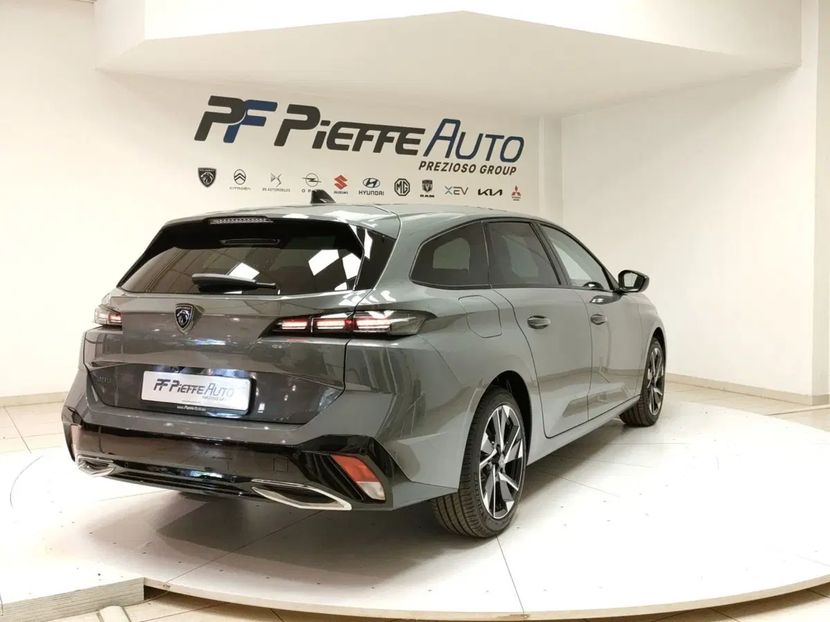 Peugeot 308 SW nuova a Ascoli Piceno (4)