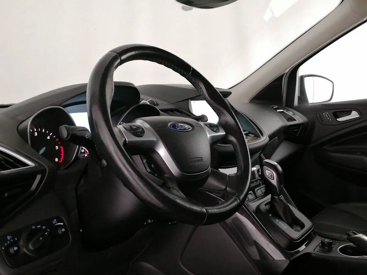 Ford Kuga usata a Roma (10)