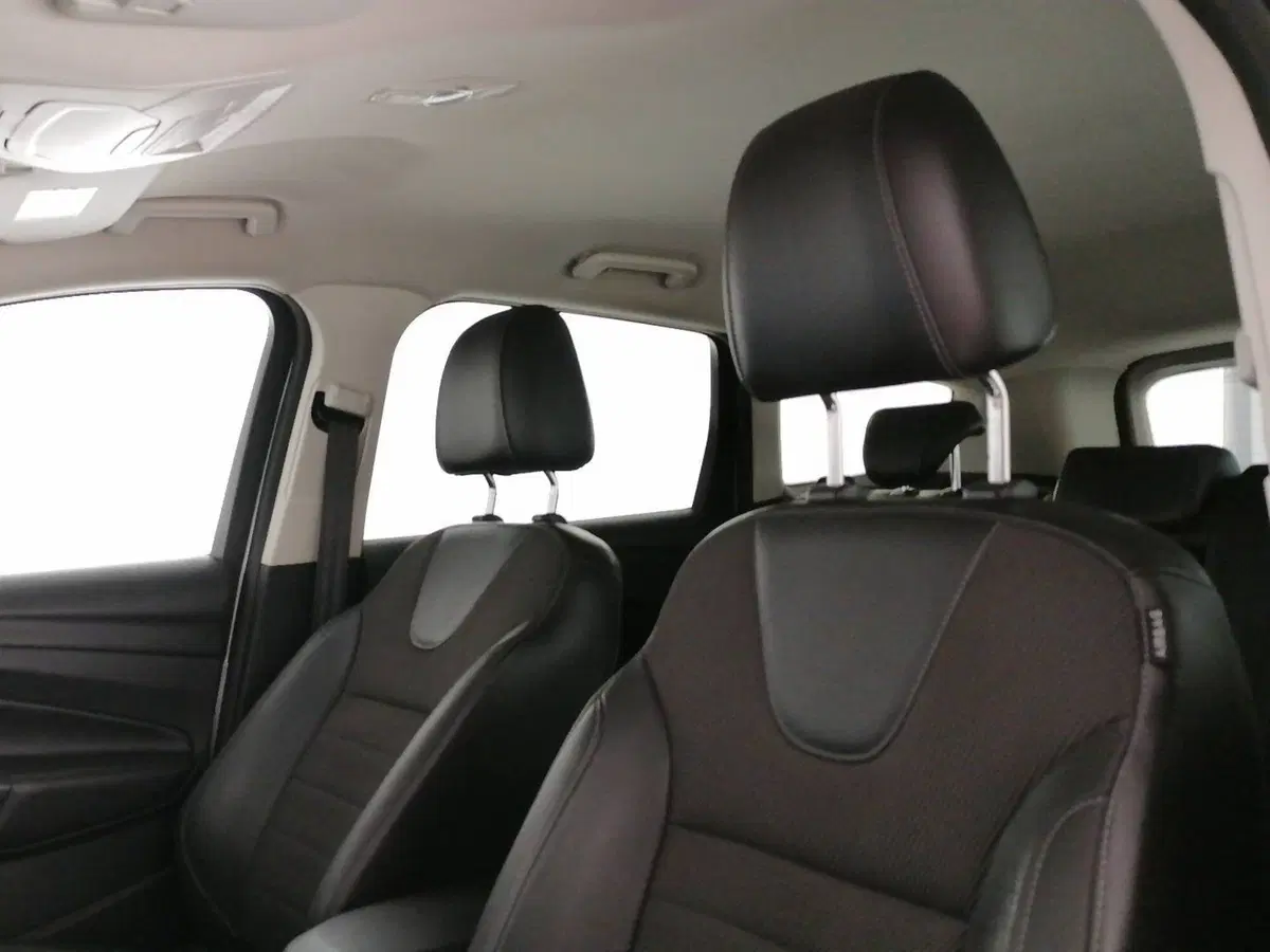 Ford Kuga usata a Roma (11)