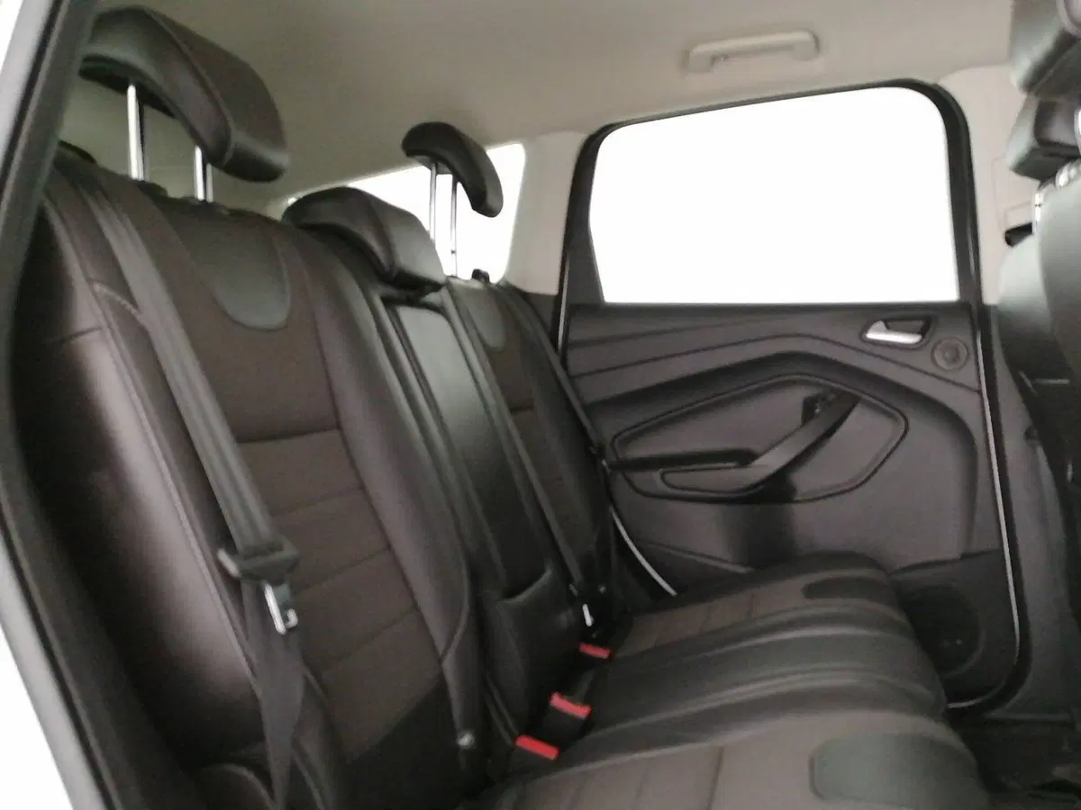 Ford Kuga usata a Roma (7)