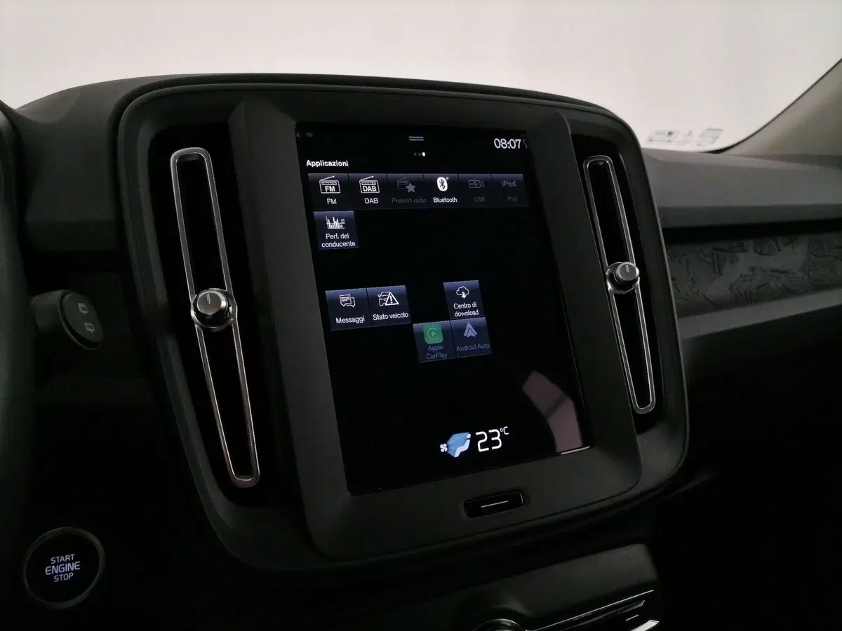 VOLVO Veicoli Commerciali XC40 usata a Roma (18)