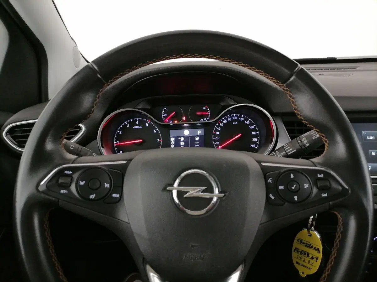 Opel Crossland X usata a Roma (19)