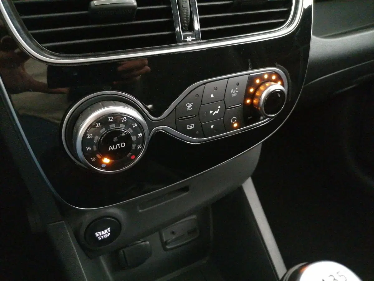 Renault Clio usata a Roma (14)