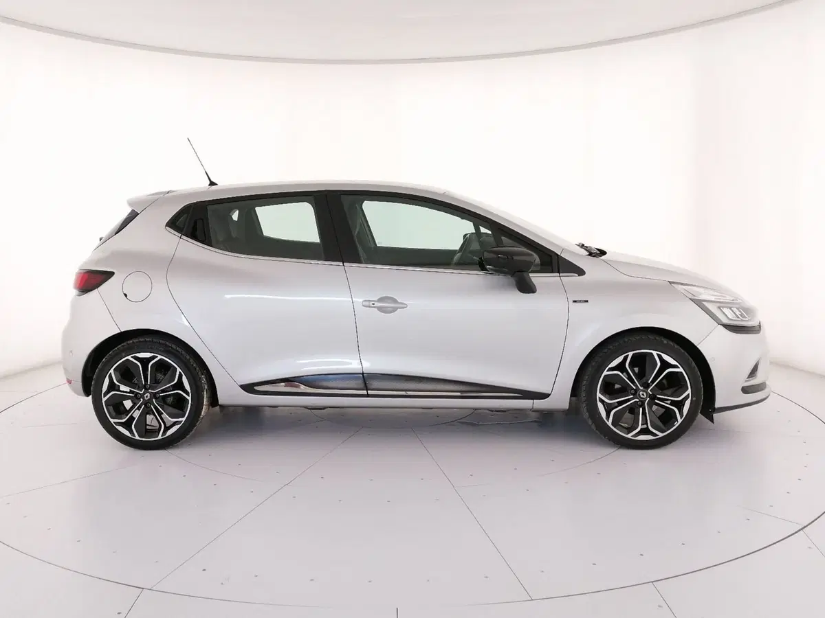 Renault Clio usata a Roma (3)