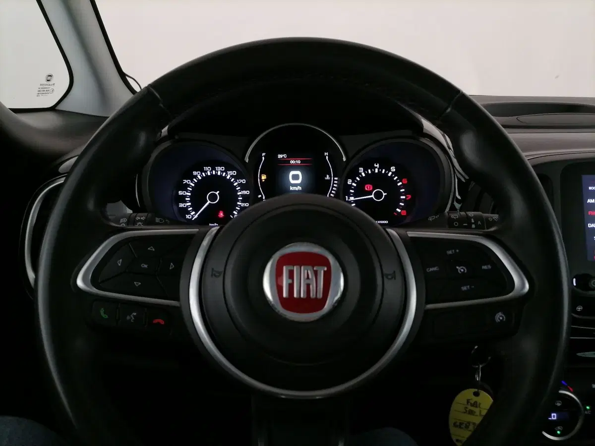 Fiat 500L usata a Roma (18)
