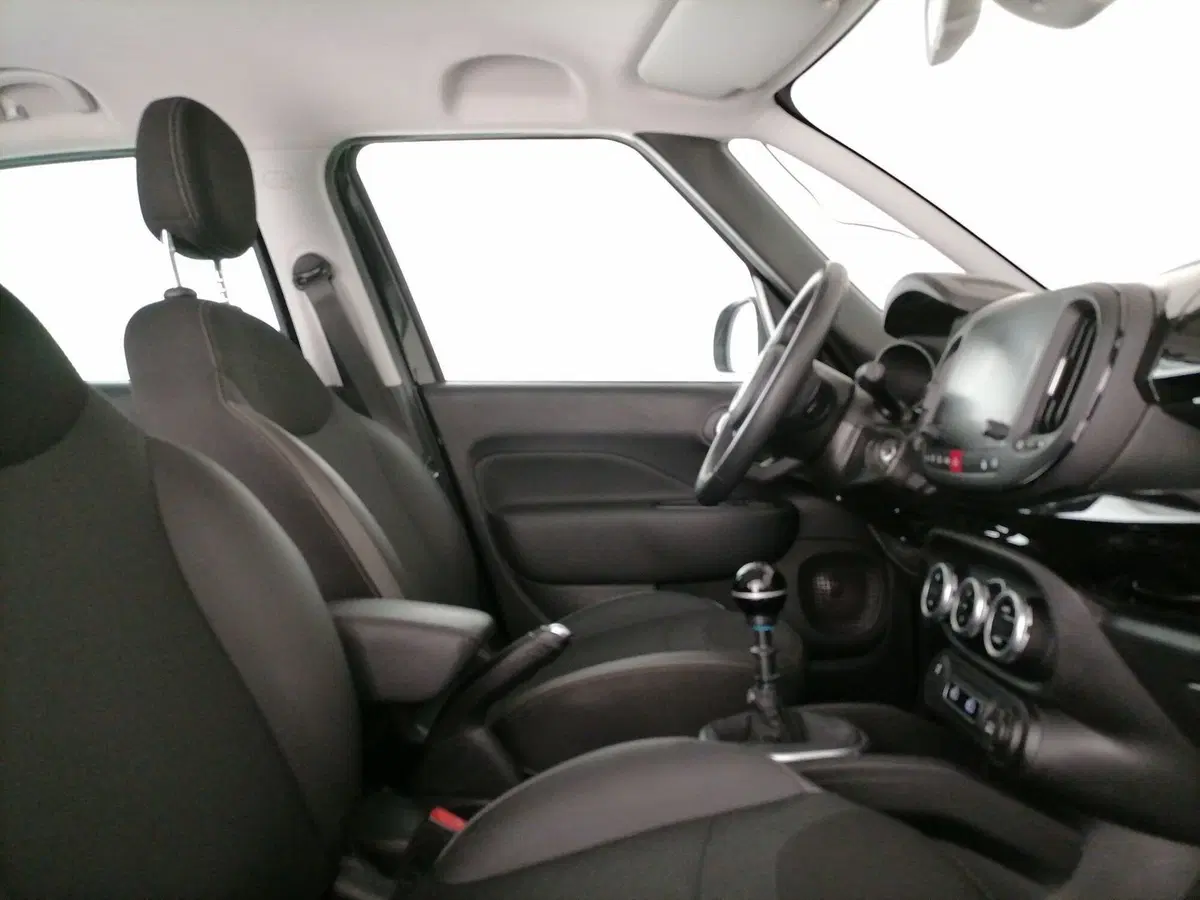 Fiat 500L usata a Roma (6)