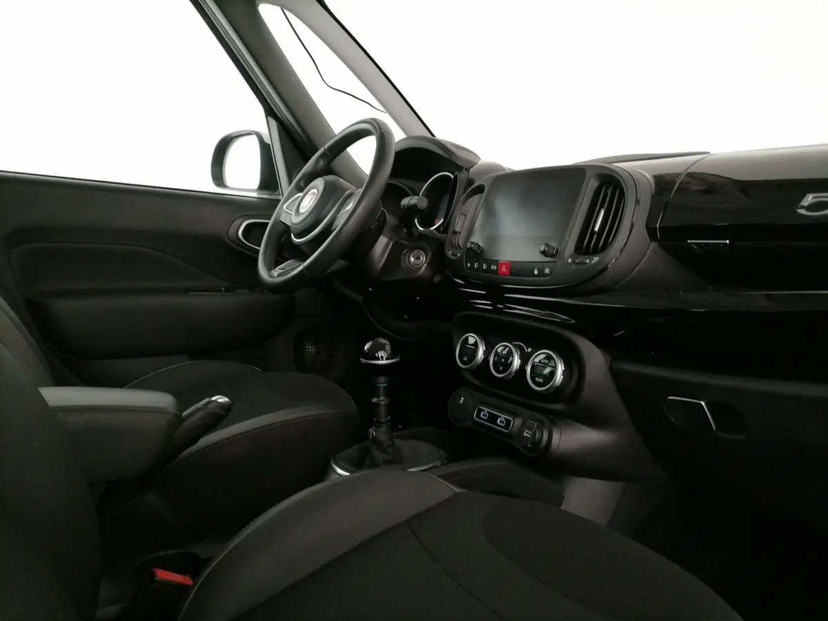 Fiat 500L usata a Roma (7)