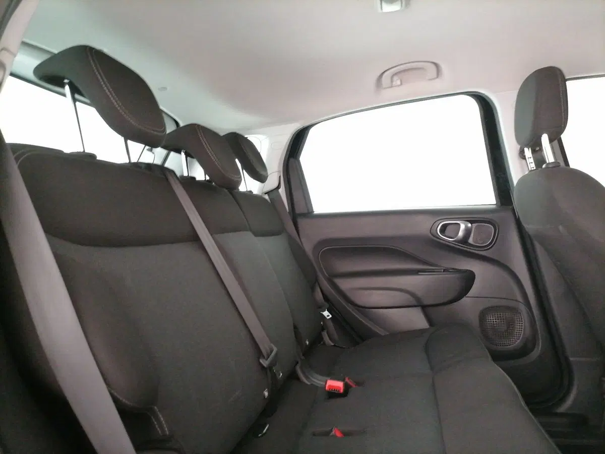 Fiat 500L usata a Roma (8)