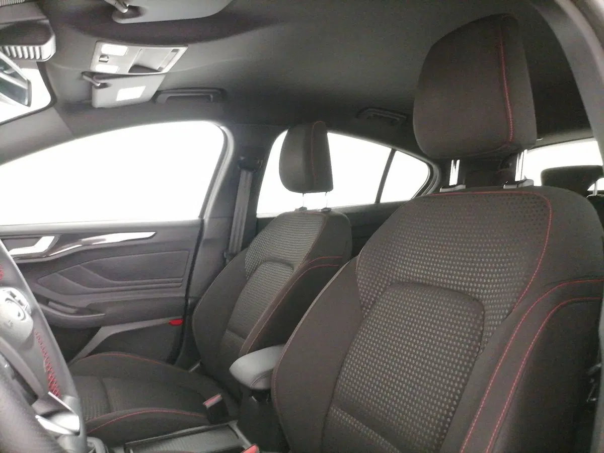 Ford Focus usata a Roma (12)