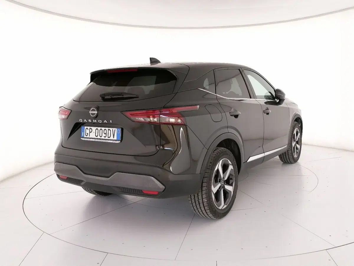 Nissan Qashqai usata a Roma (2)