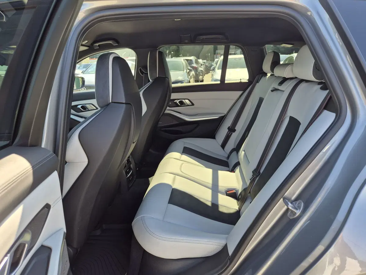BMW Serie 3 Touring usata  (7)