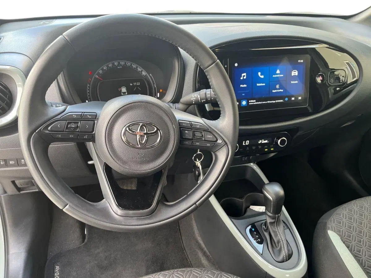 Toyota Aygo X usata a Ragusa (8)
