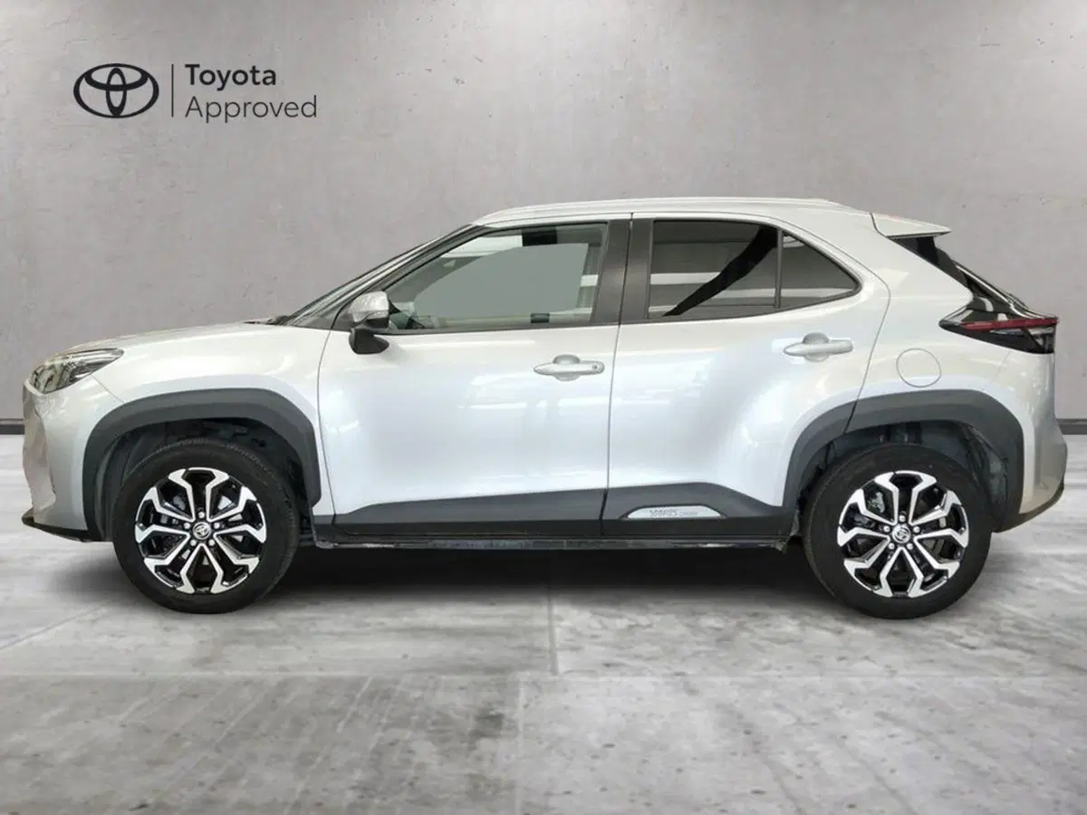 Toyota Yaris Cross usata a Roma (3)