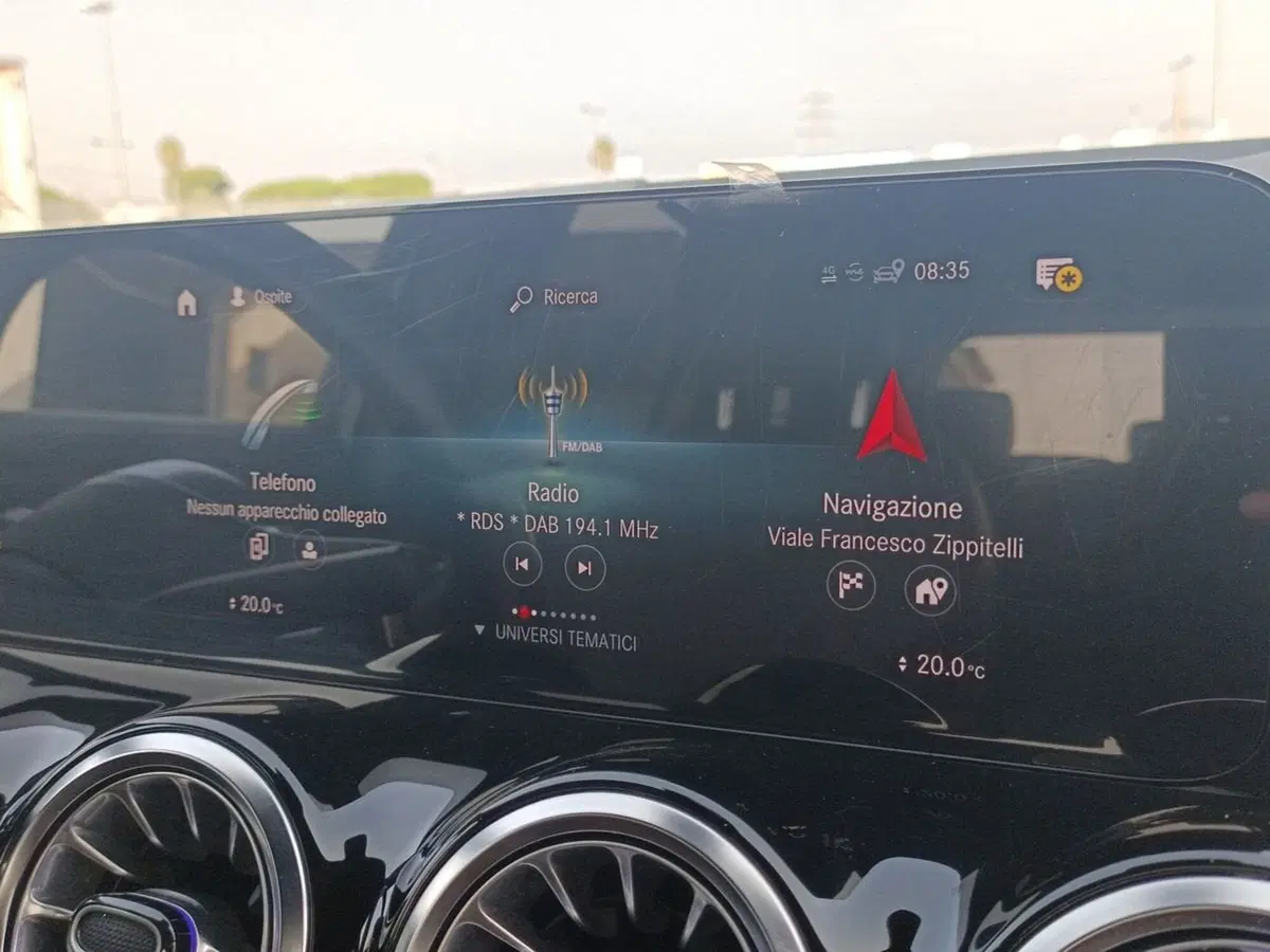 Mercedes-Benz GLA SUV usata a Barletta-Andria-Trani (12)