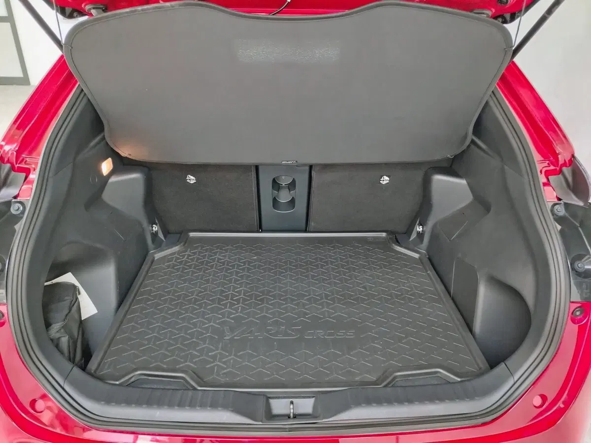 Toyota Yaris Cross usata a Rovigo (10)