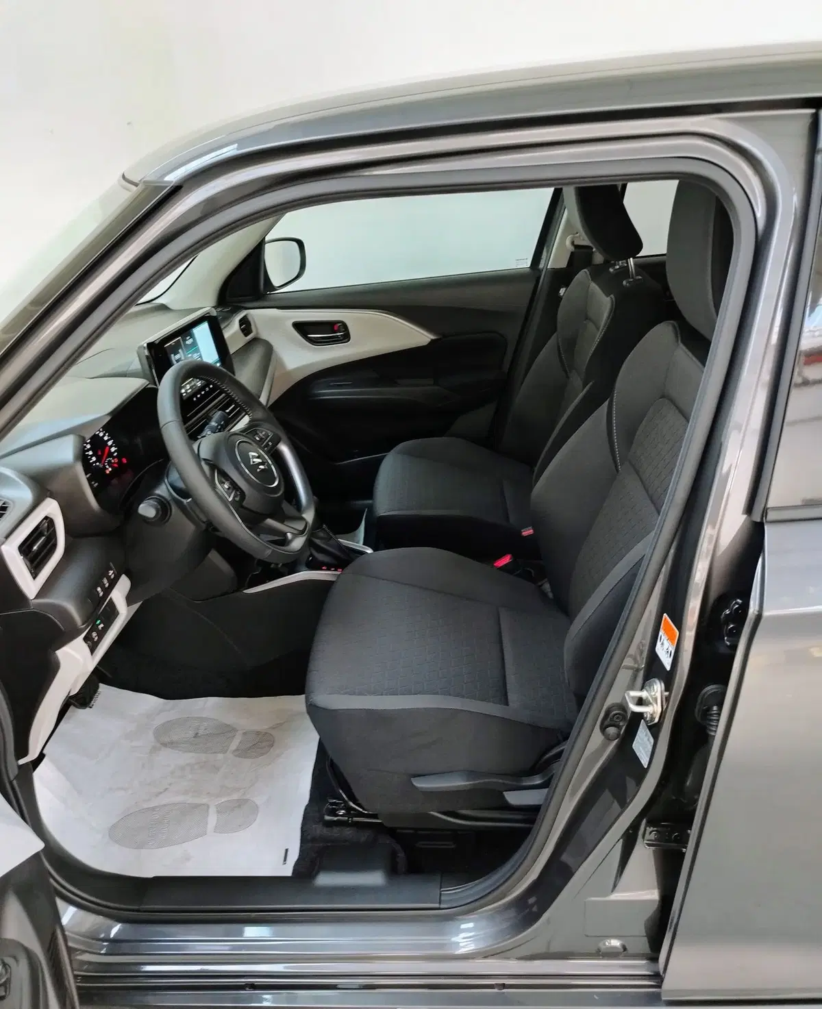 Suzuki Swift nuova a Rovigo (6)