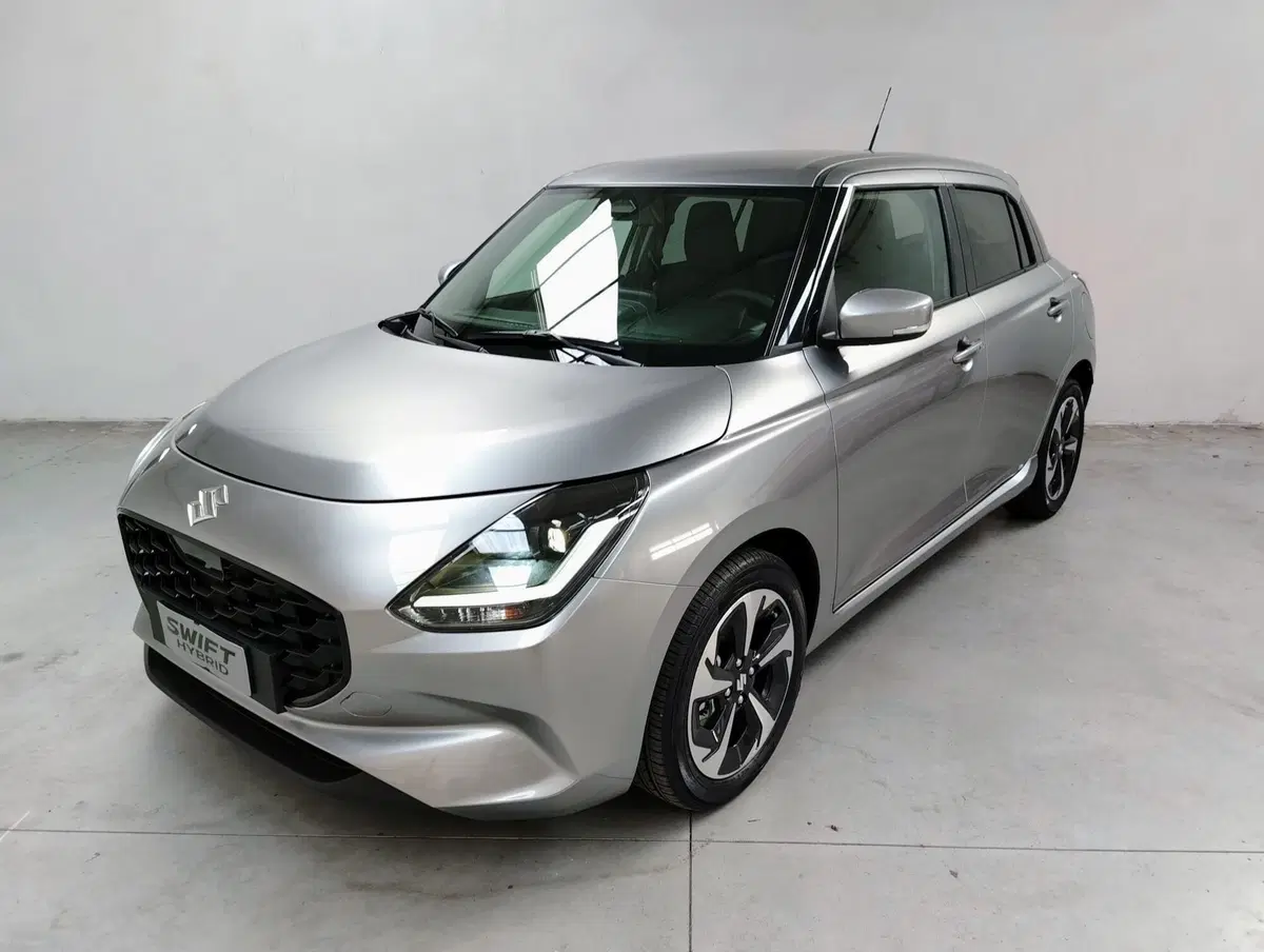 Suzuki Swift nuova a Rovigo (4)