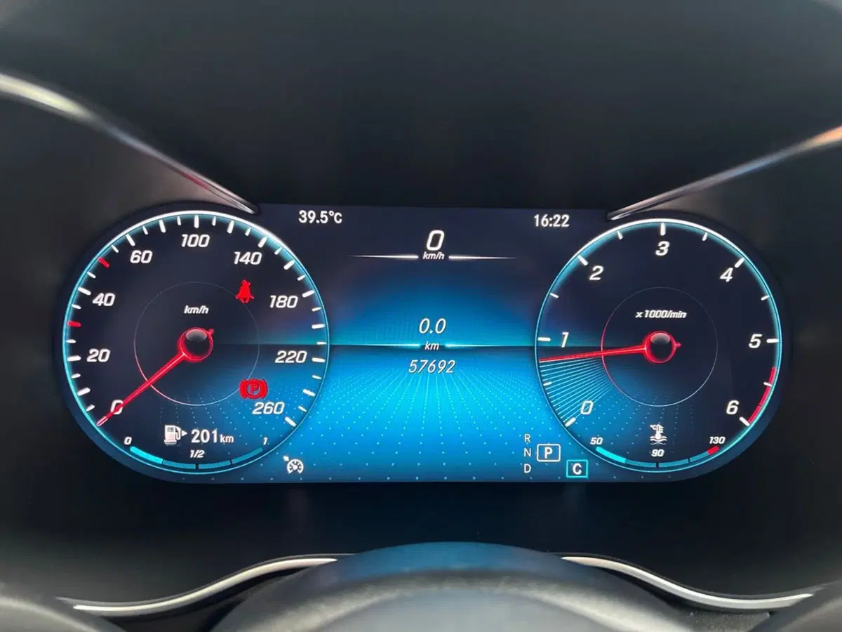 Mercedes-Benz GLC SUV usata a Pescara (9)