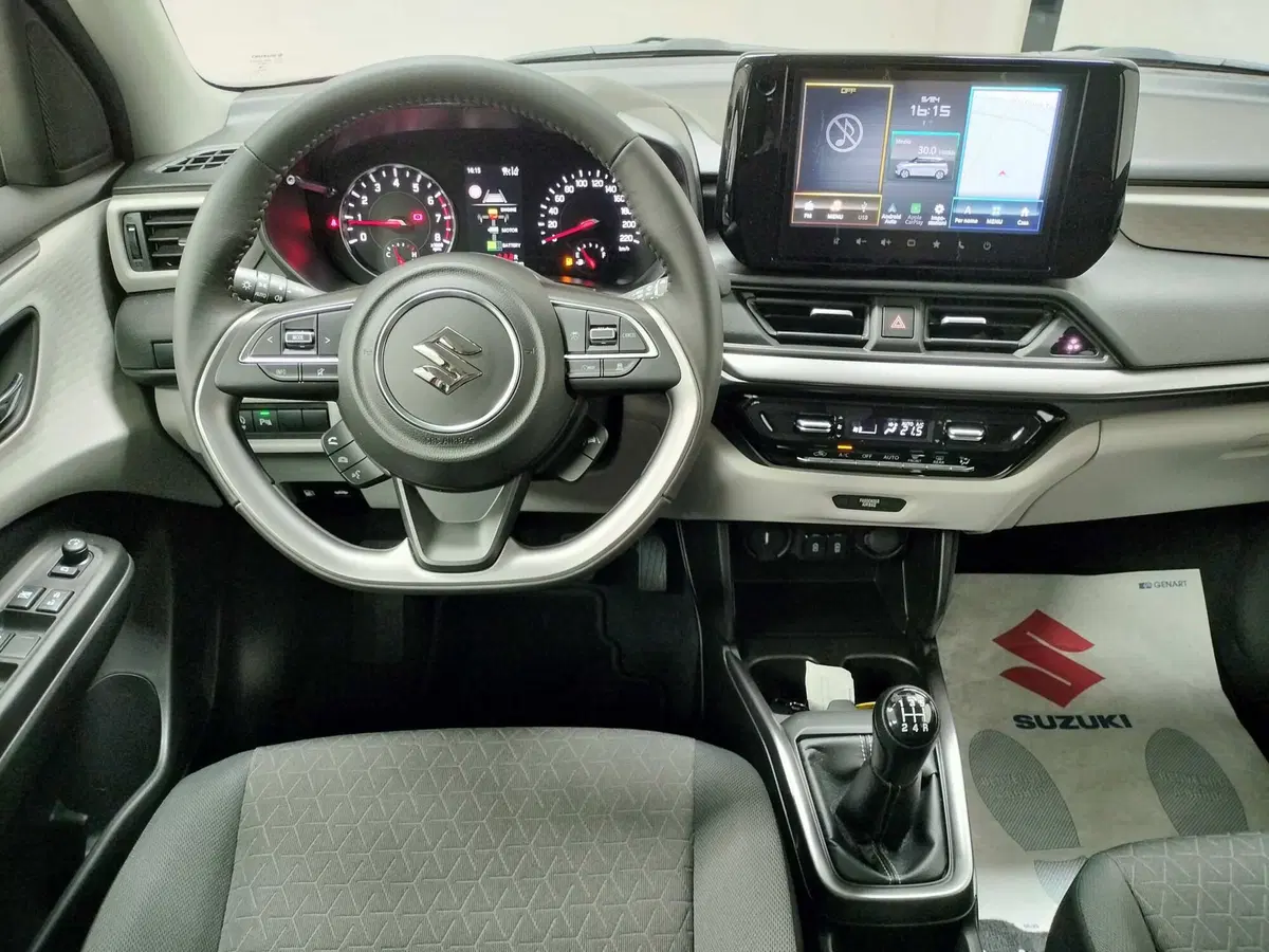 Suzuki Swift nuova a Rovigo (9)