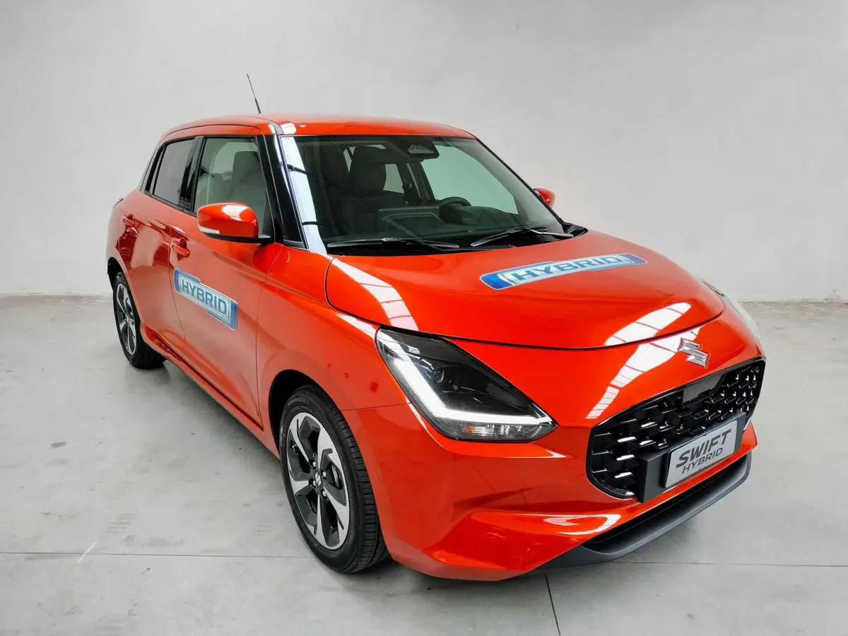 Suzuki Swift nuova a Rovigo (2)