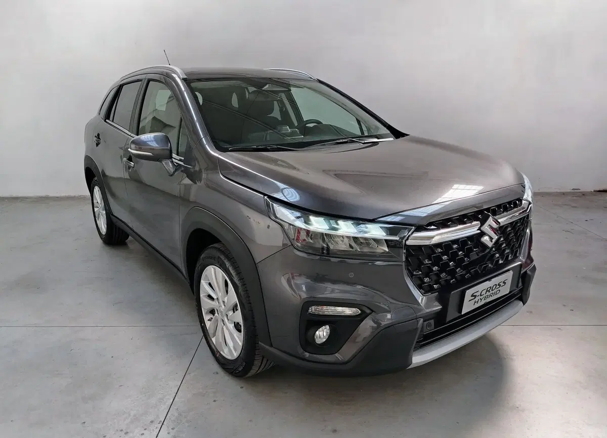 Suzuki S-Cross nuova a Rovigo (2)