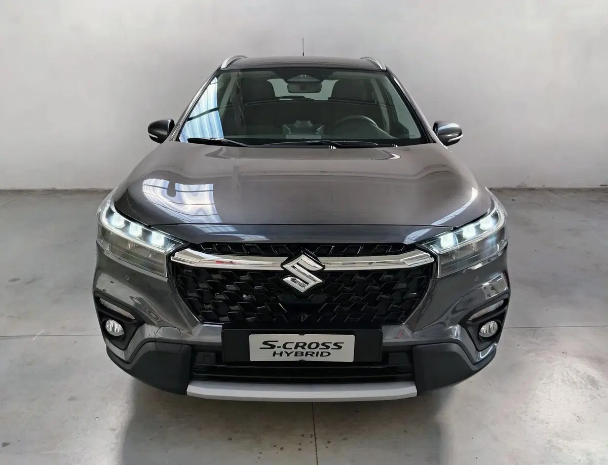 Suzuki S-Cross nuova a Rovigo (3)
