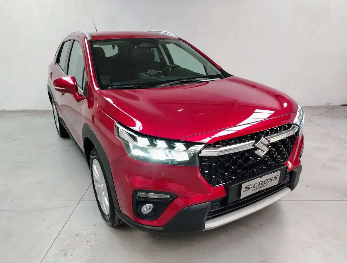 Suzuki S-Cross nuova a Rovigo (2)