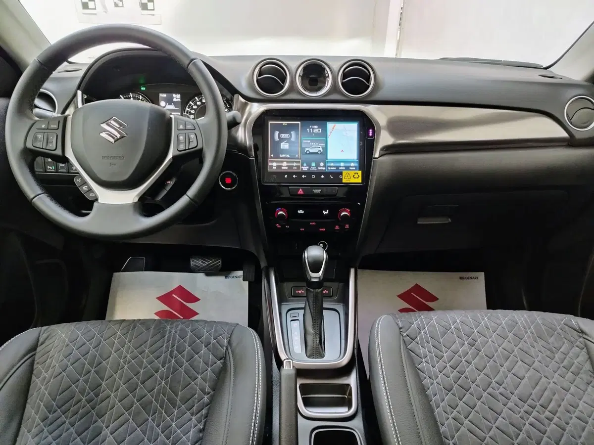 Suzuki Vitara nuova a Rovigo (8)