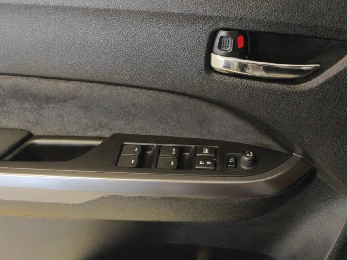 Suzuki Vitara usata a Genova (12)