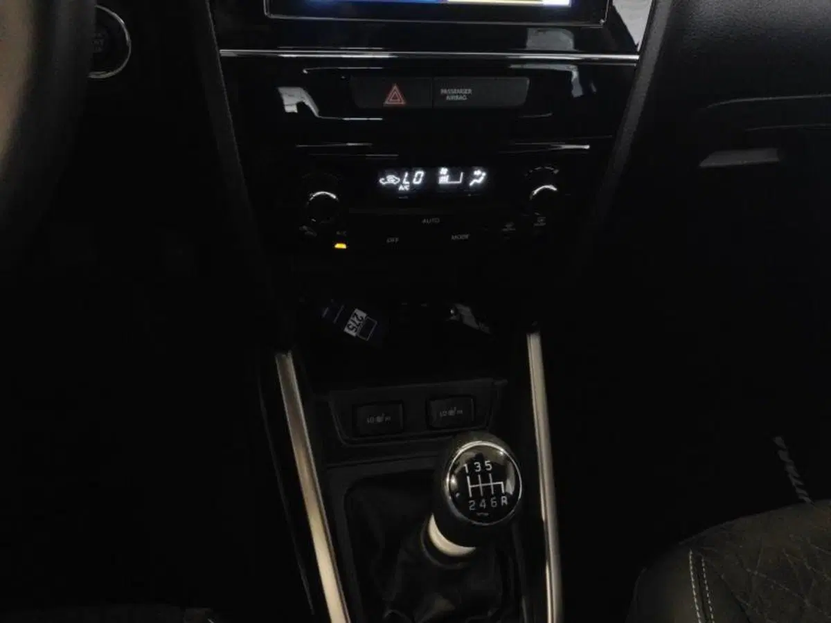 Suzuki Vitara usata a Genova (16)