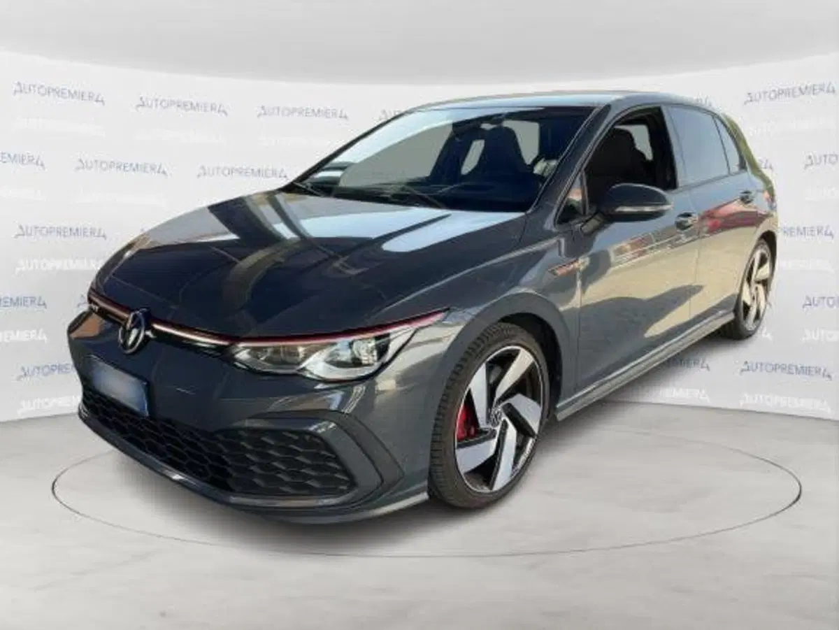 Volkswagen Golf usata a Como