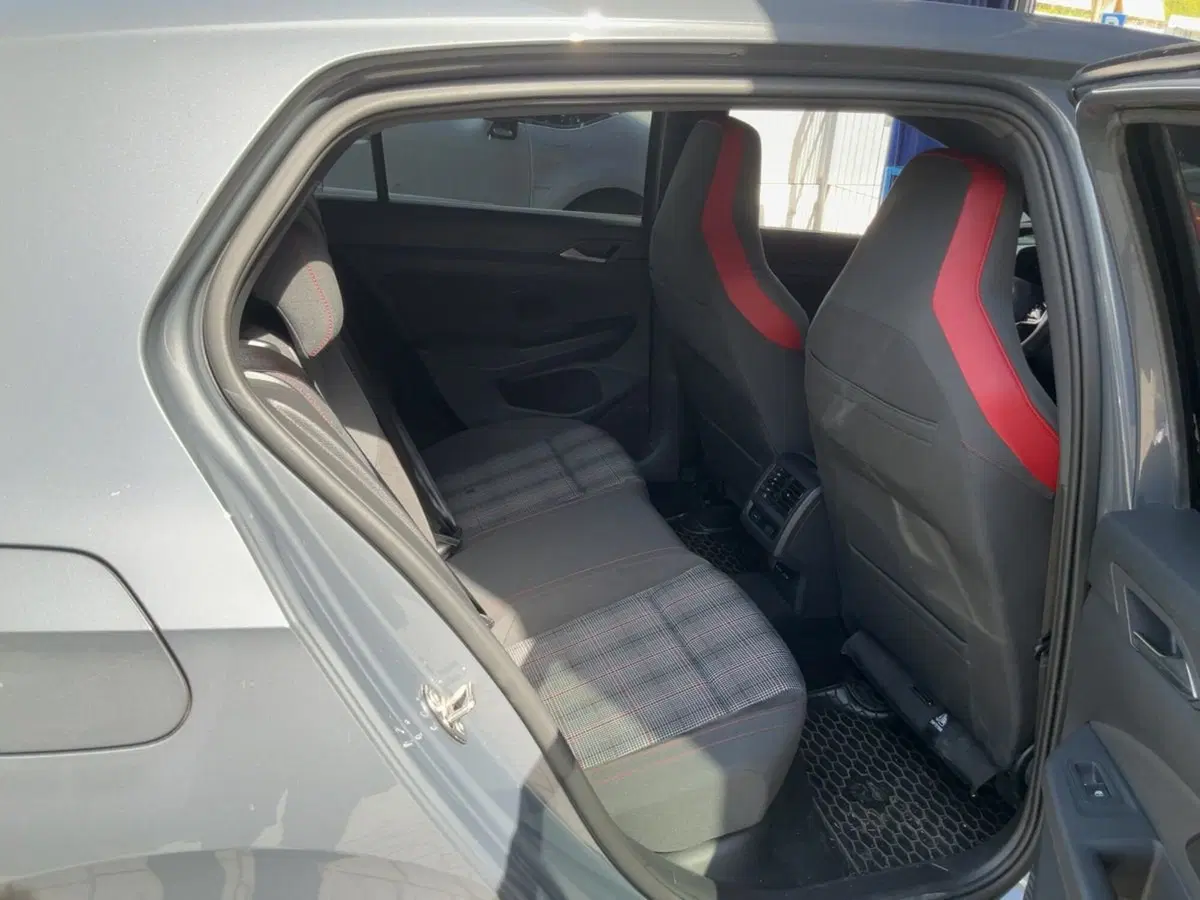 Volkswagen Golf usata a Como (9)