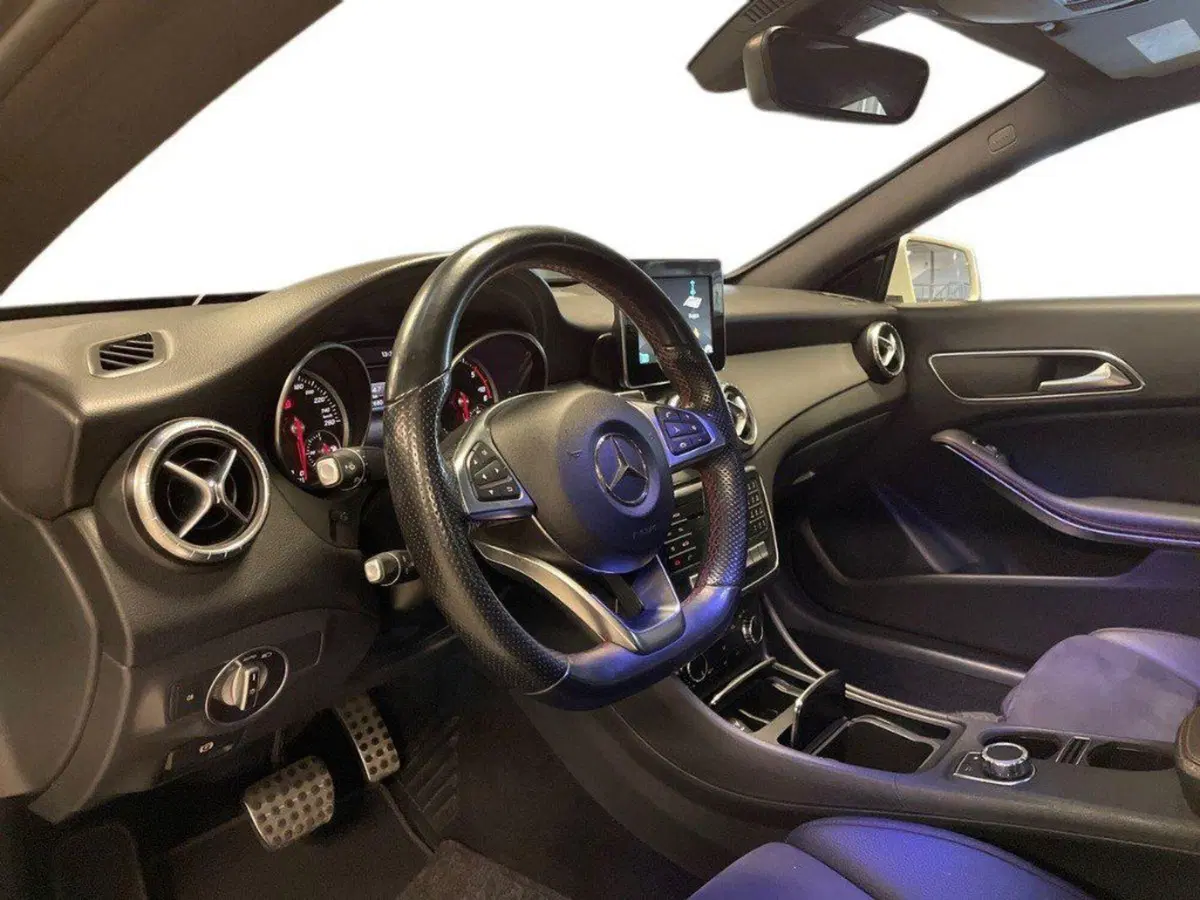 Mercedes-Benz CLA usata a Ancona (16)
