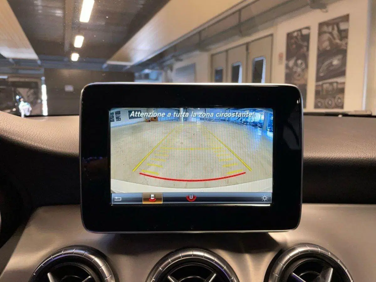 Mercedes-Benz CLA usata a Ancona (18)