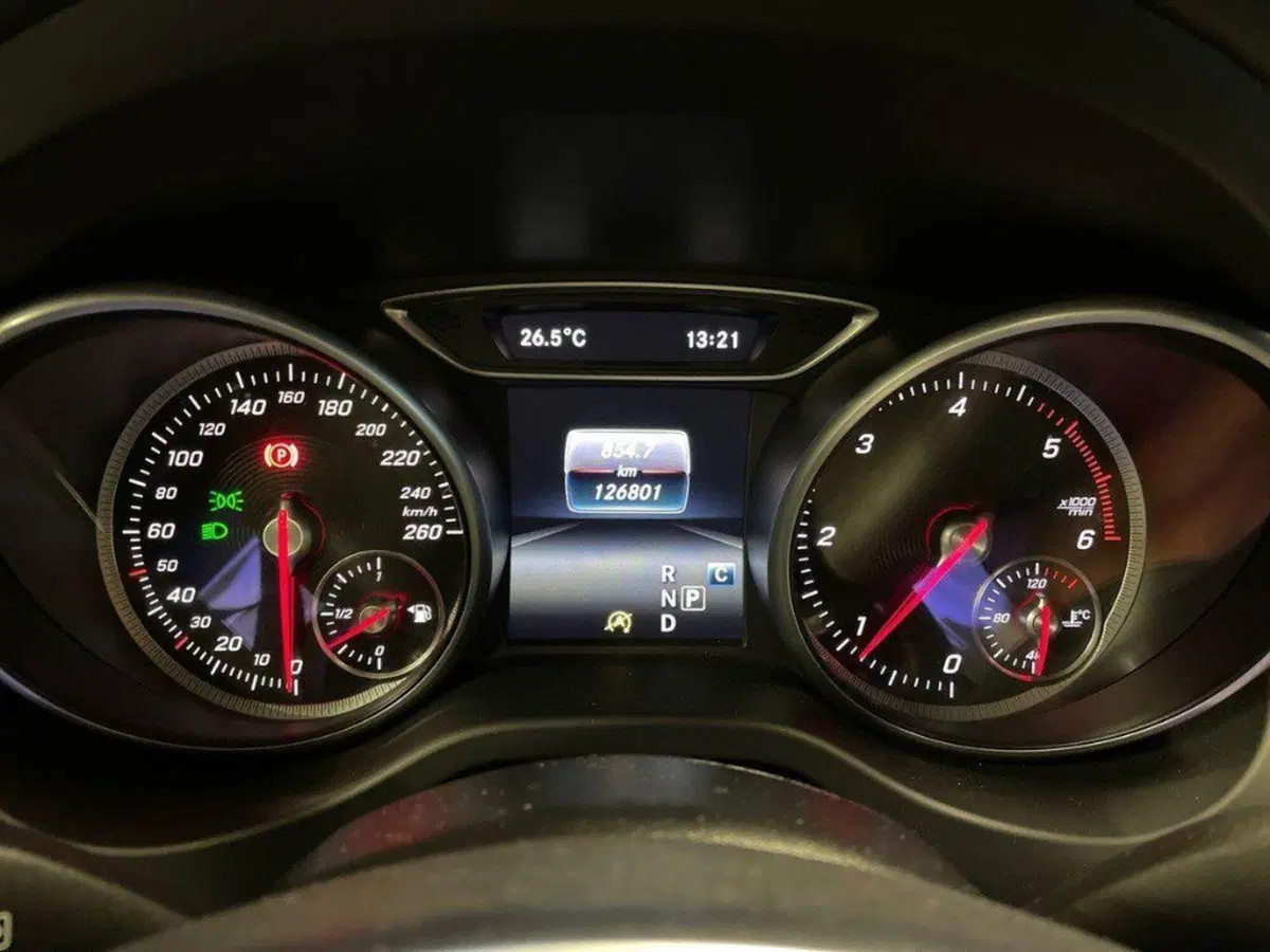 Mercedes-Benz CLA usata a Ancona (9)