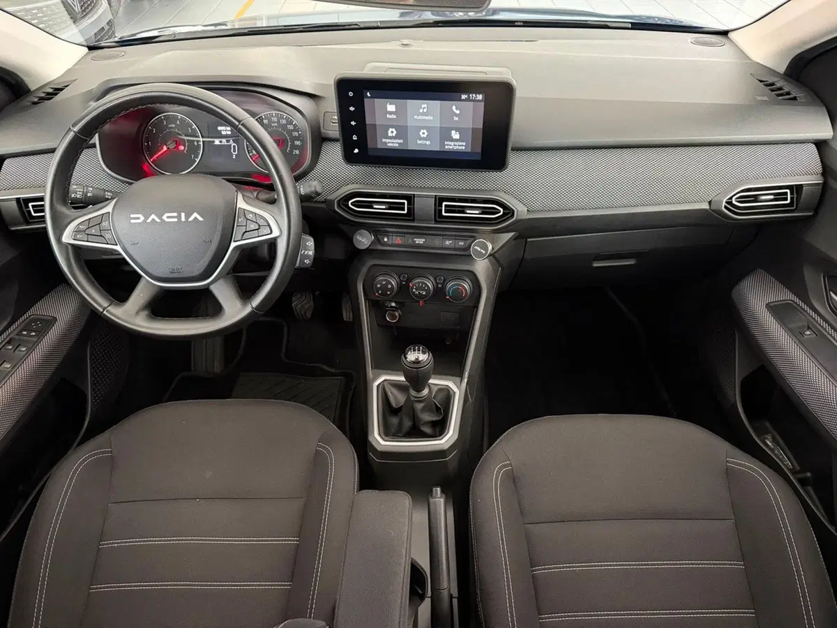 Dacia Sandero usata a Brescia (12)