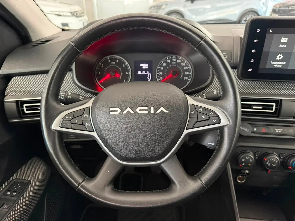 Dacia Sandero usata a Brescia (18)