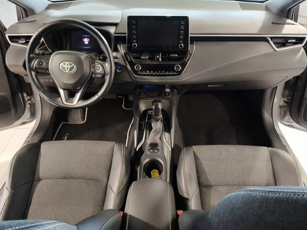 Toyota Corolla Touring Sports usata a Brescia (14)
