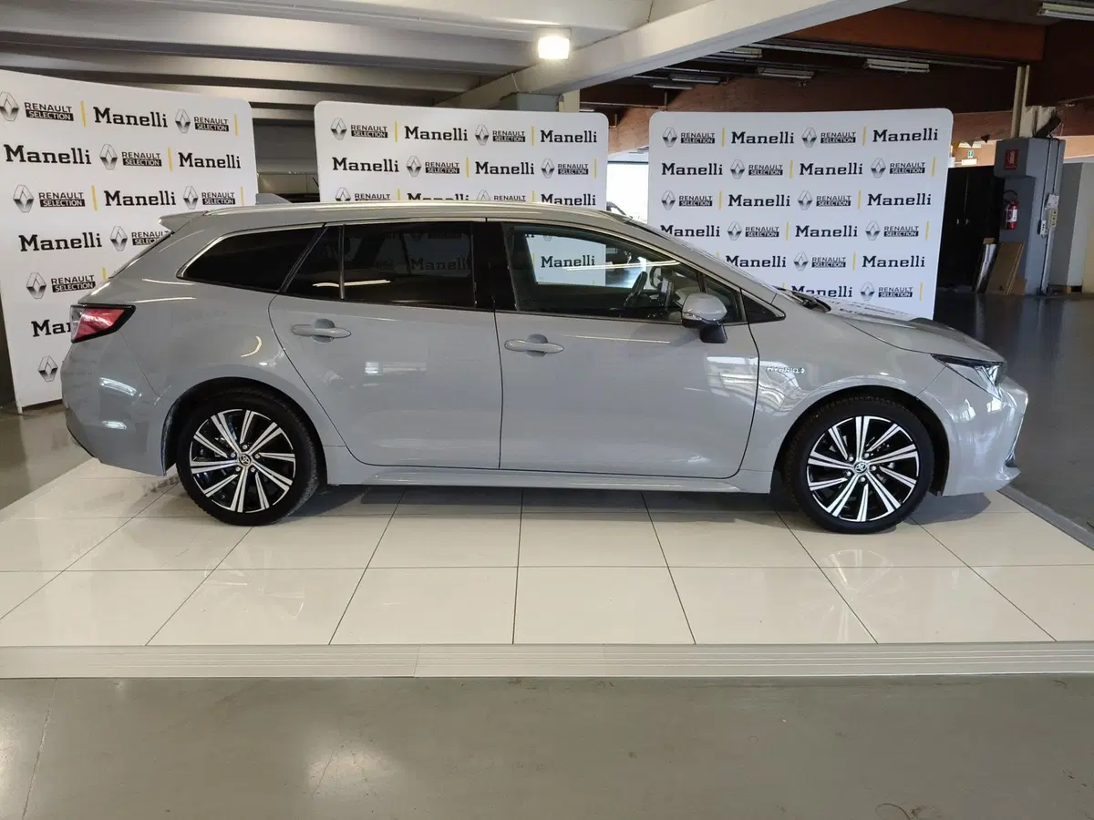 Toyota Corolla Touring Sports usata a Brescia (2)