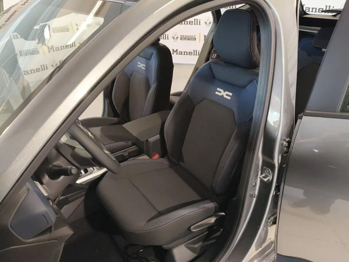 Dacia Bigster nuova a Brescia (13)