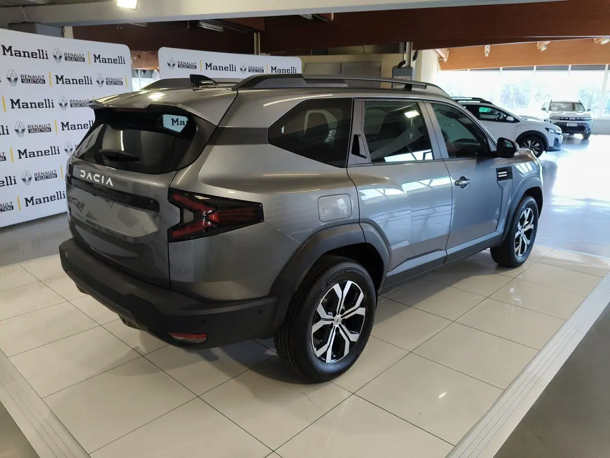 Dacia Bigster nuova a Brescia (9)