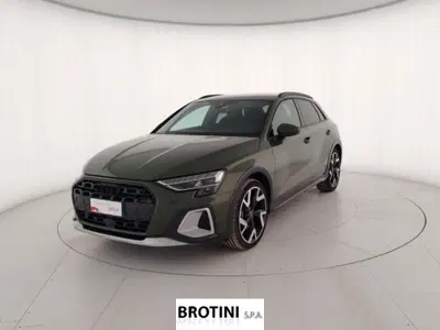 Audi A3 allstreet 2.0 tdi Identity Contrast 150cv s-tronic del 2025 usata a La Spezia