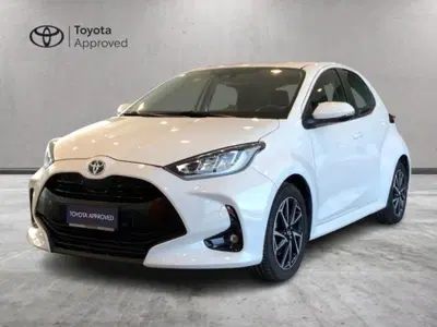 Toyota Yaris 1.5 Hybrid 5 porte Trend del 2022 usata a Perugia