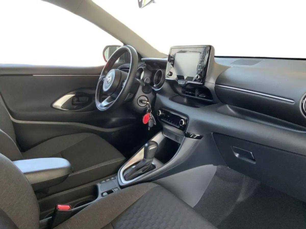 Toyota Yaris usata a Perugia (15)