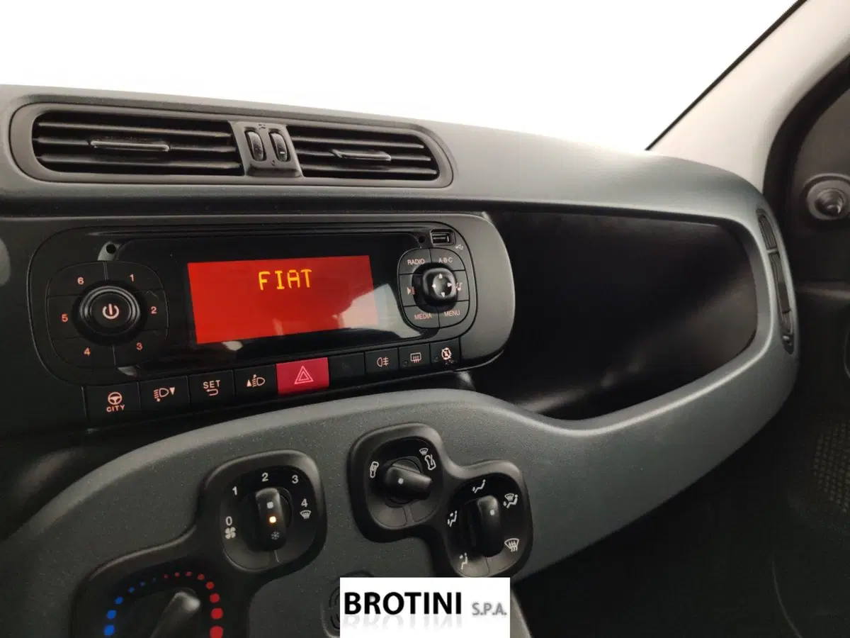 Fiat Panda usata a Massa-Carrara (12)