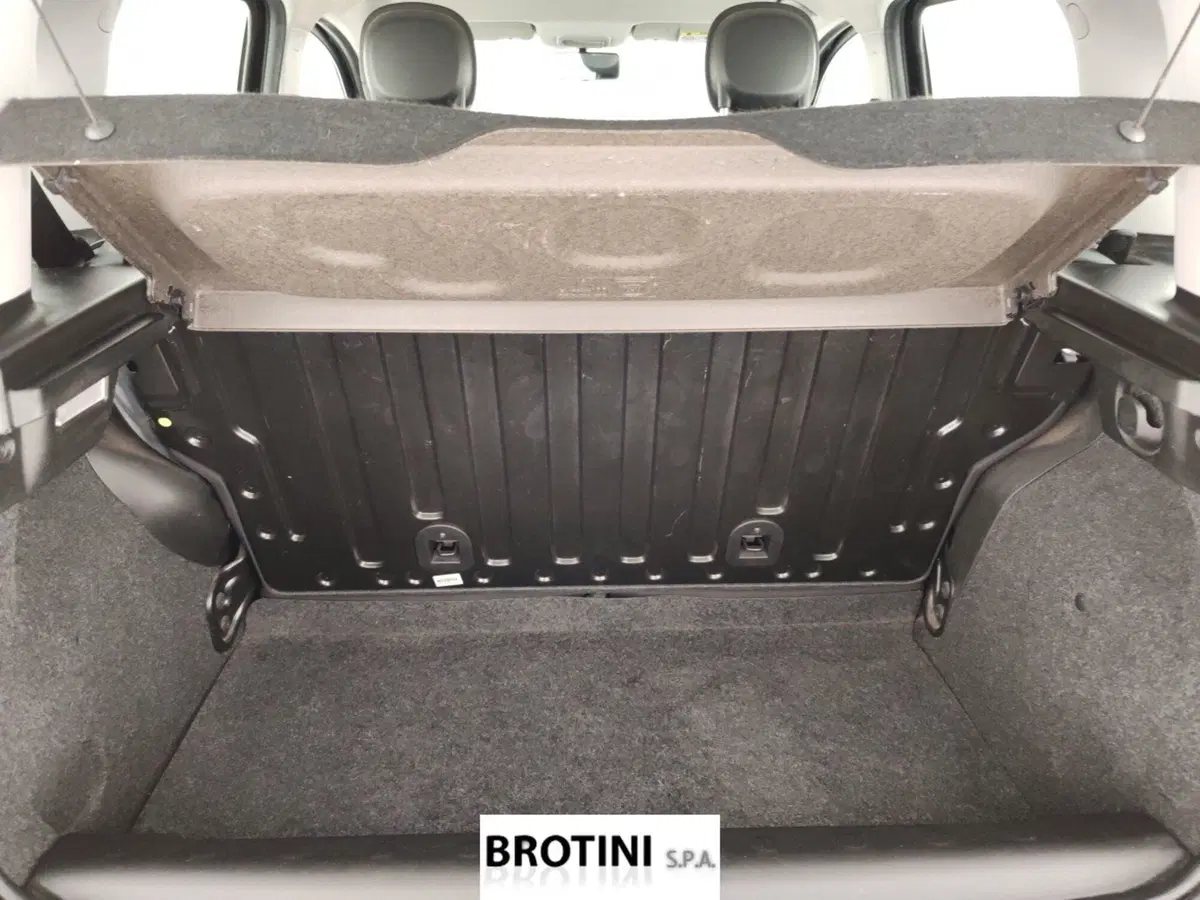 Fiat Panda usata a Massa-Carrara (14)